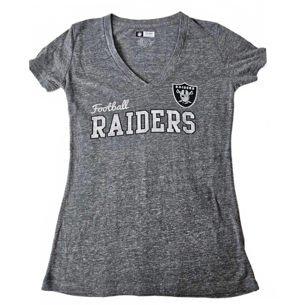 NFL Las Vegas Raiders Womens V-Neck T-Shirt Gray Heathered Medium Football Tee